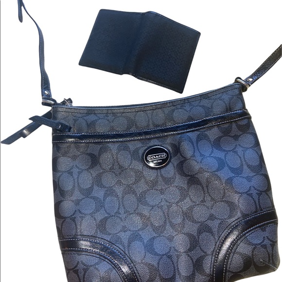 Coach monogram bag - Picture 1 of 3